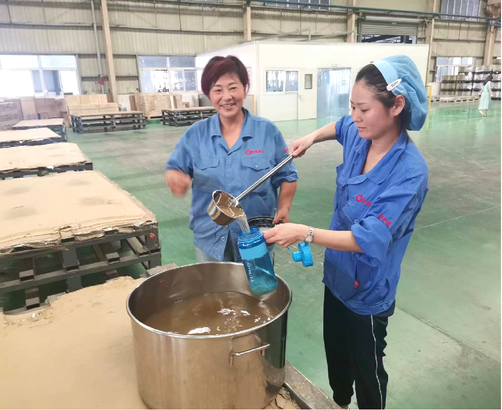 夏季送清涼，關(guān)愛(ài)沁人心