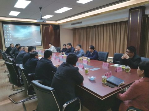 阜陽市、潁上縣各級(jí)領(lǐng)導(dǎo)一行蒞臨公司考察調(diào)研
